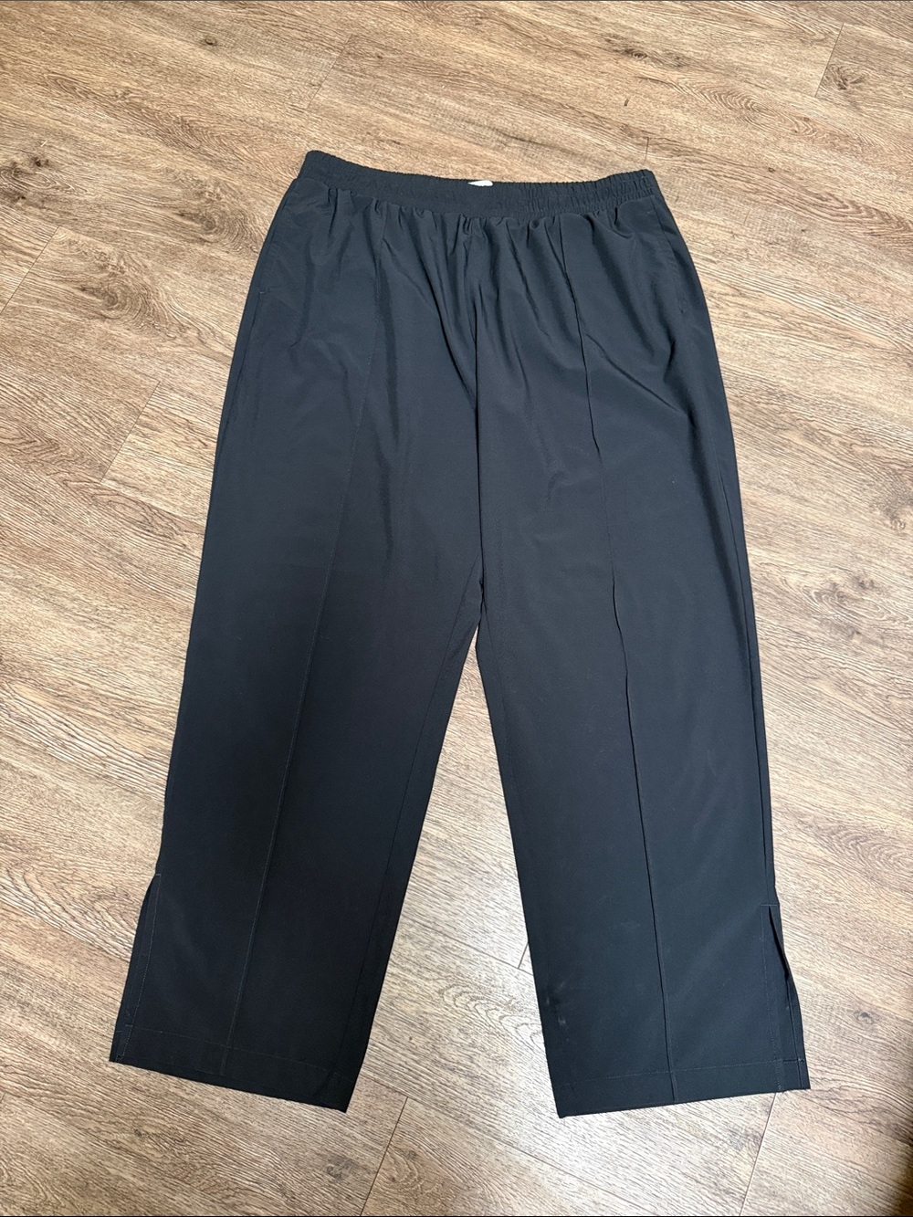 Black Light Weight Elastic Waist Pants